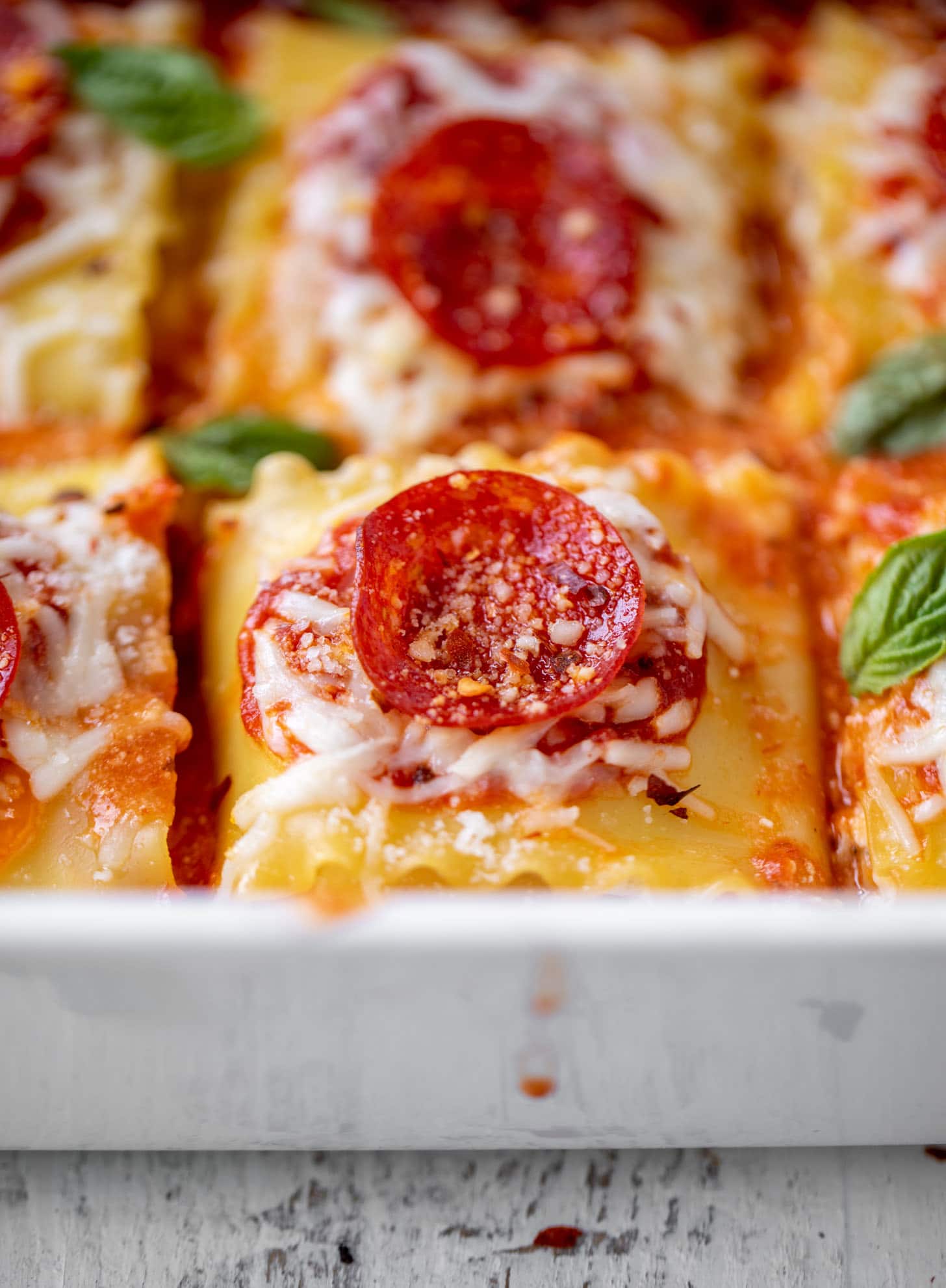 pepperoni pizza lasagna roll ups
