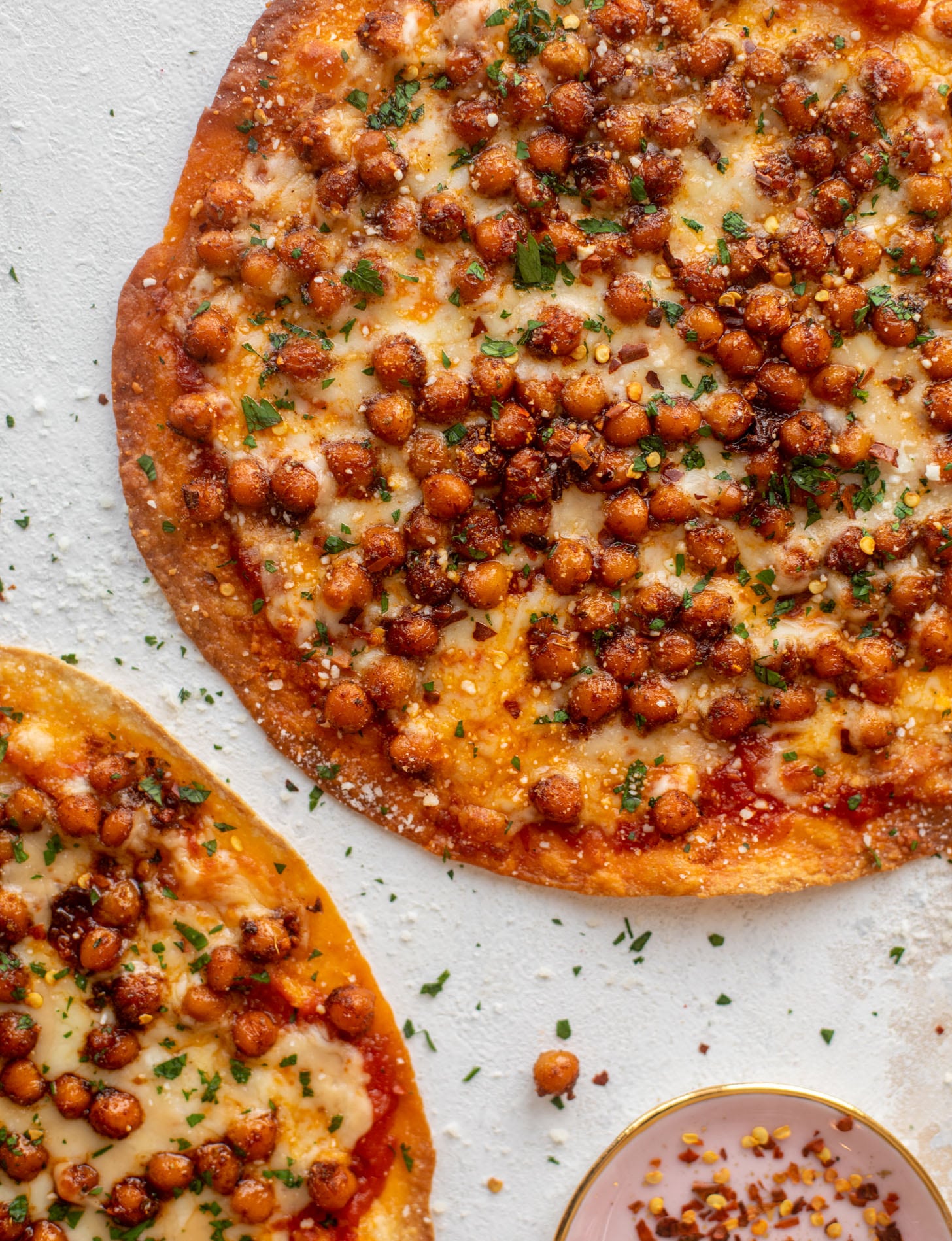 tortilla pizzas with pepperoni chickpeas