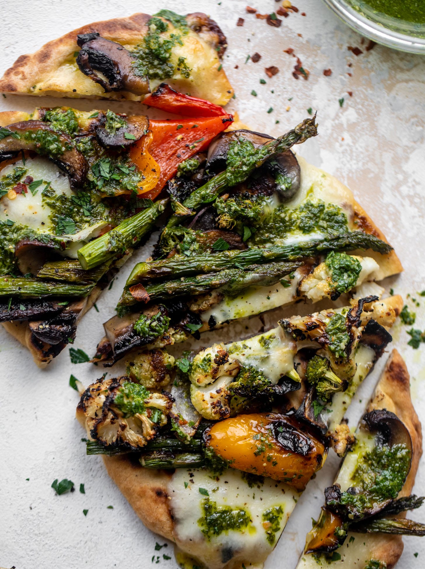 grilled naan pizza with chimichurri