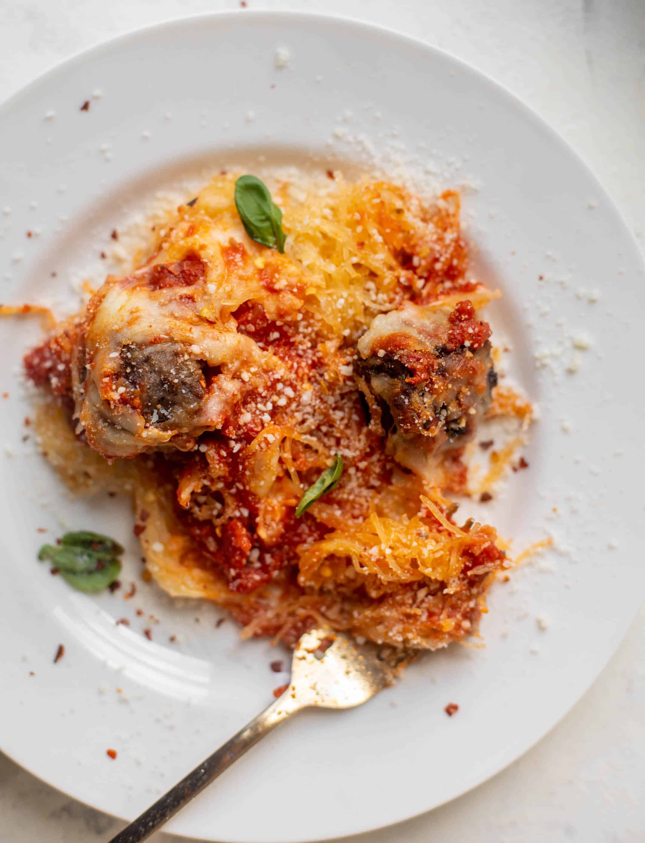 baked spaghetti squash and meatballs