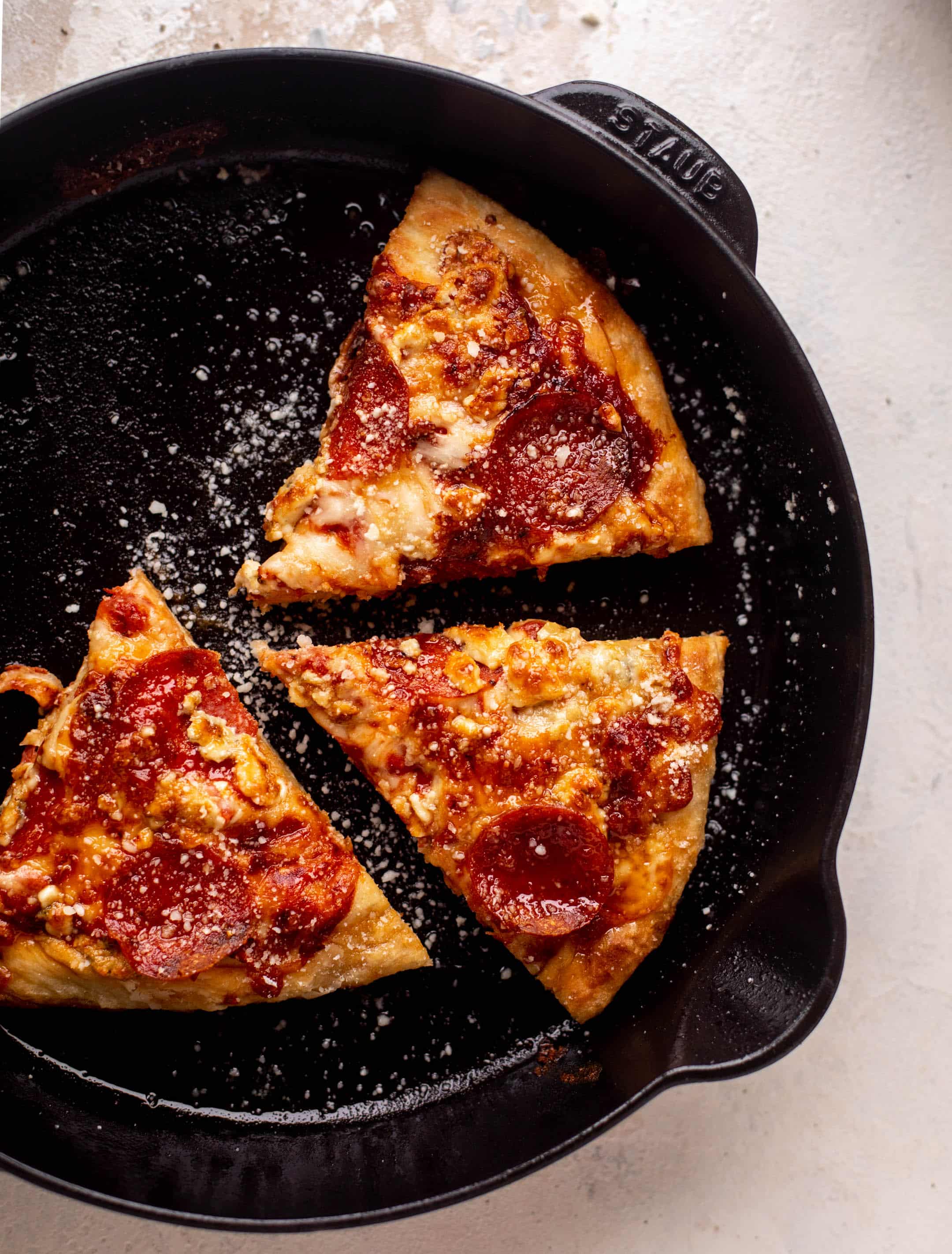 cast iron skillet pepperoni pizza