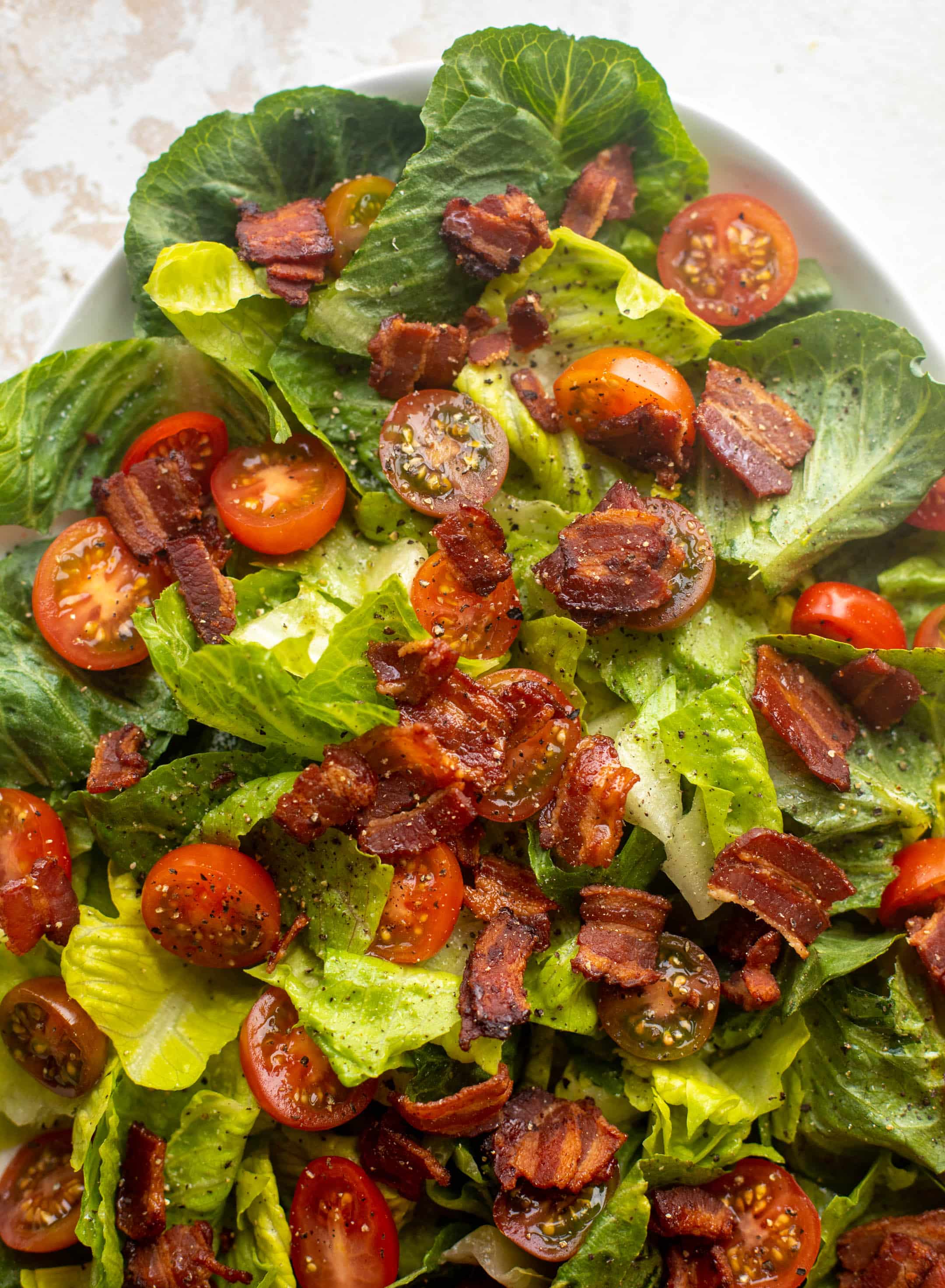 bacon tomato romaine lettuce