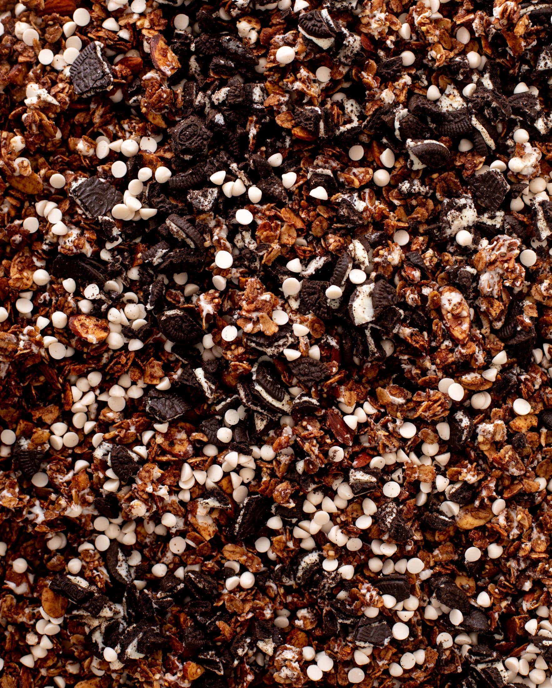 cookies and cream granola