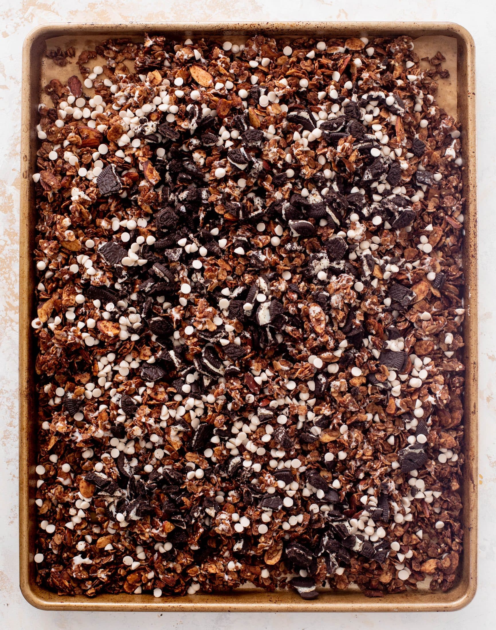 cookies and cream granola