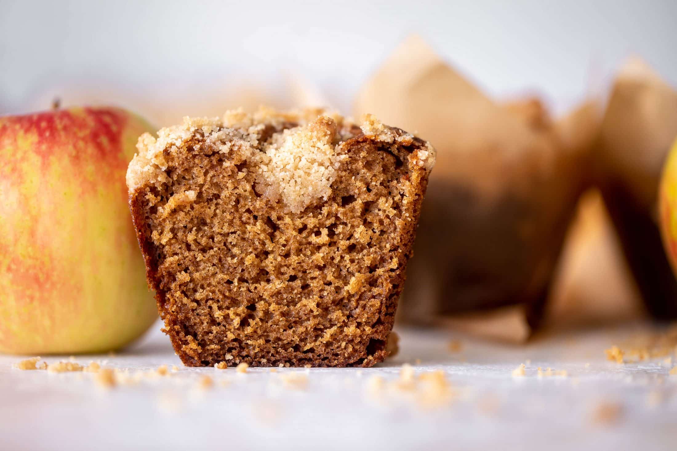 apple butter crumb muffins