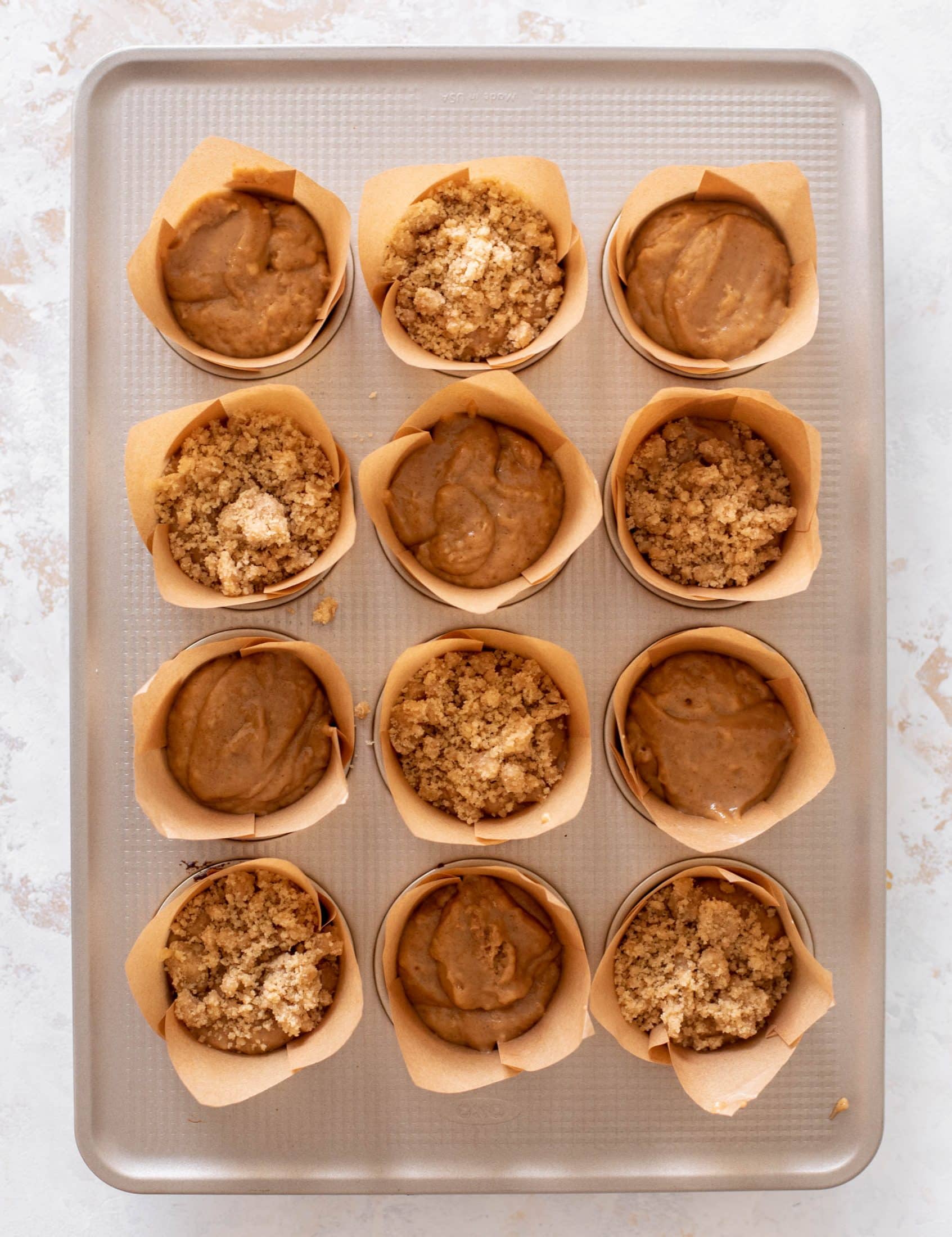 apple butter crumb muffins