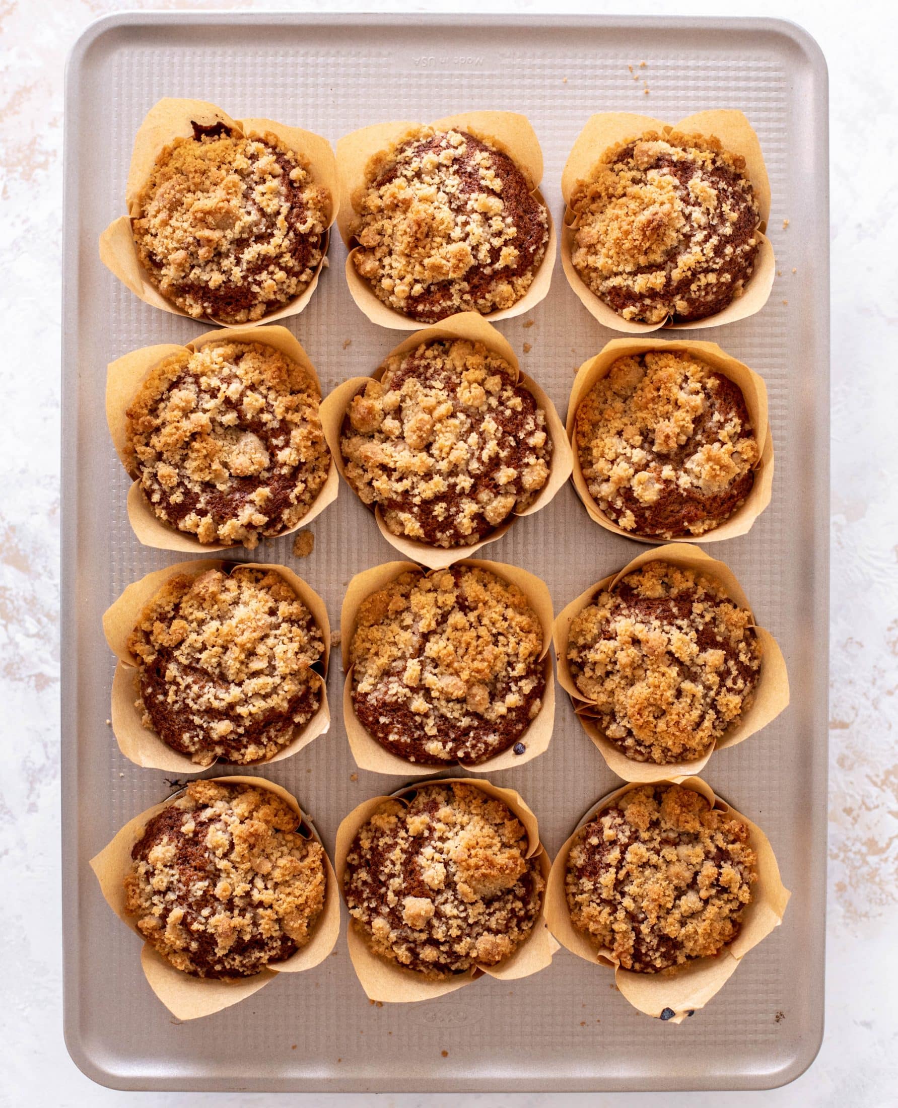 apple butter crumb muffins